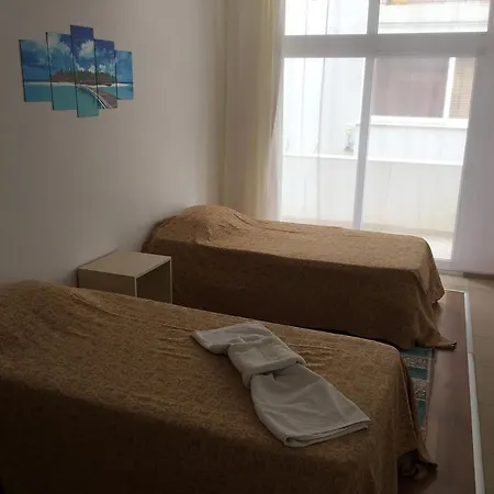 Sude 3 * 阿拉尼亚